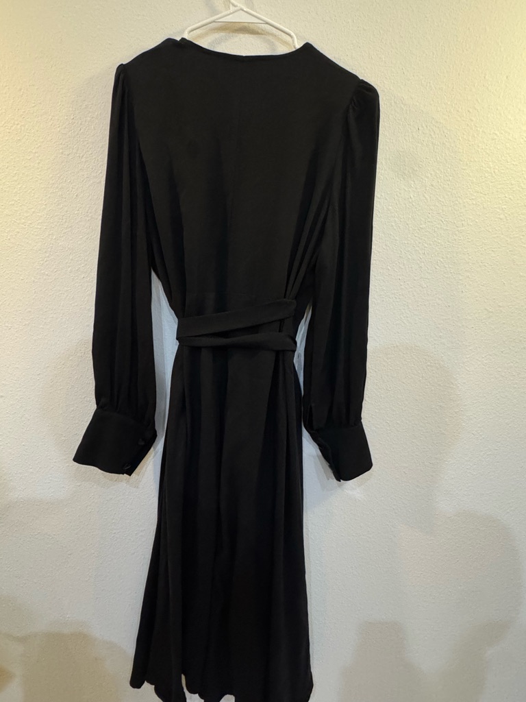 Black Long-Sleeve Wrap Midi Dress With Tie Waist — image 4 of 7